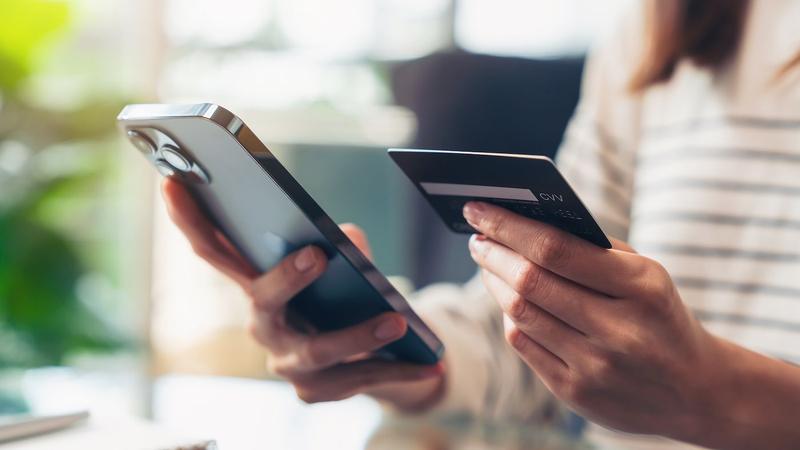 IGP a înregistrat patru cazuri de escrocherie telefonică. O femeie din Briceni, prejudiciată cu aproape 115 000 de lei