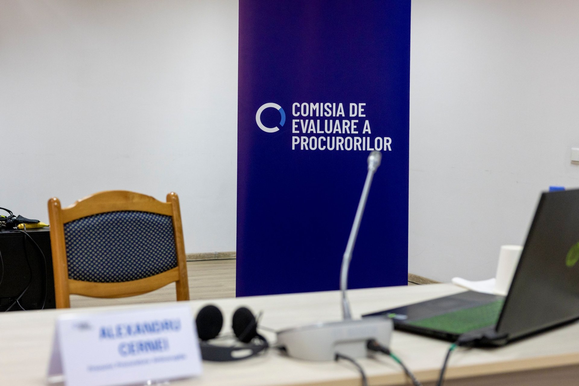 Procurorii Alexandru Cernei și Alexandru Morcov au promovat evaluarea externă