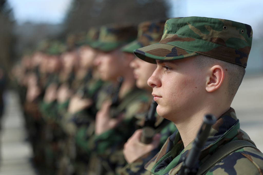 Armata Națională își va completa efectivele cu noi recruți