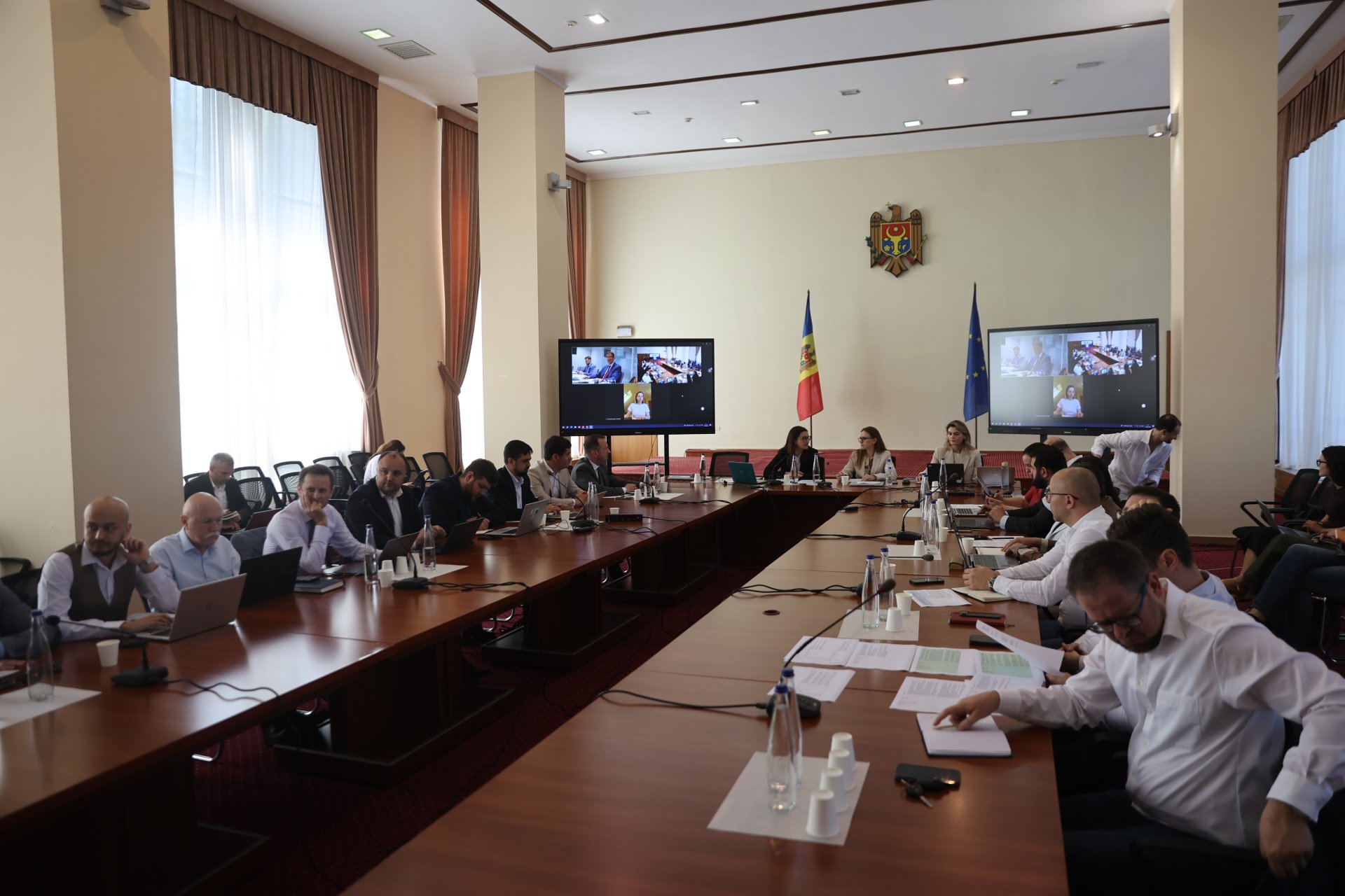 Ministerul Energiei raportează progrese în implementarea reformelor asumate în parcursul european: peste jumătate din angajamente au fost îndeplinite