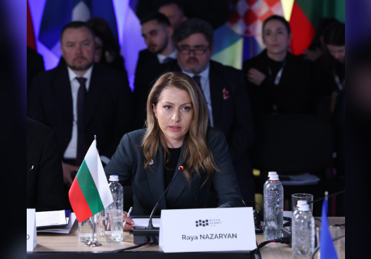 BTA: Președintele Parlamentului bulgar, Raya Nazaryan, solicită responsabilitate, reconstrucție și pace durabilă pentru Ucraina la summitul de la Bucha