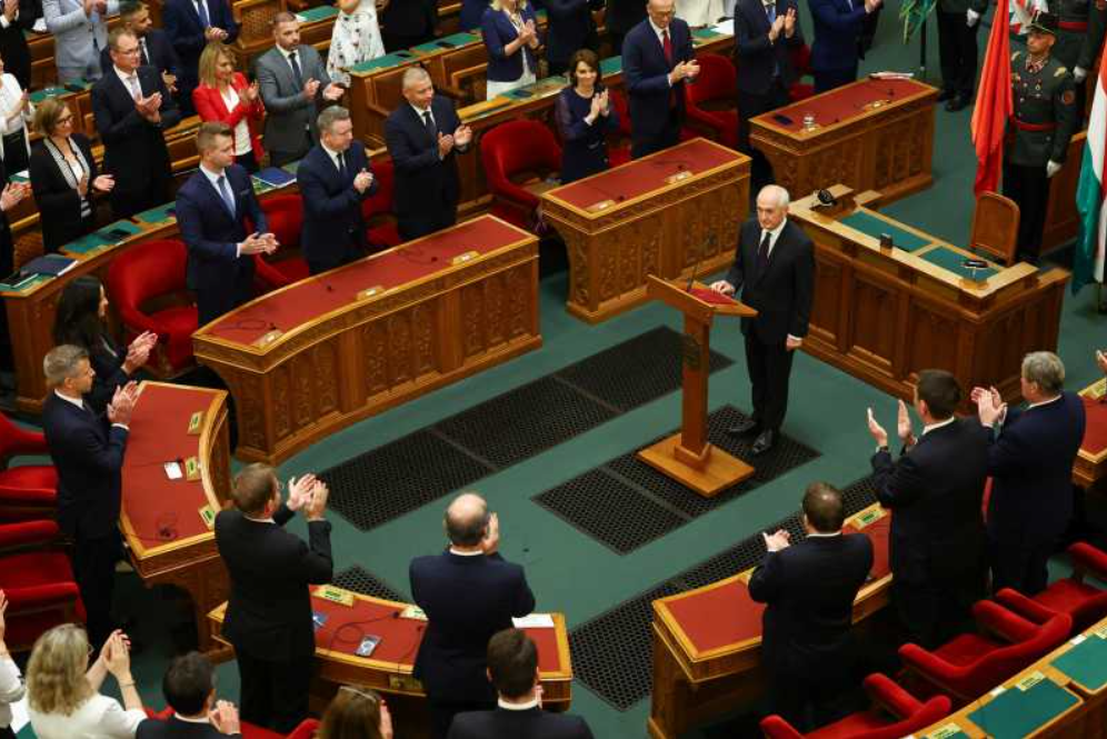 Ungaria are un nou președinte: Andras Baka, ales prin vot secret de Parlament