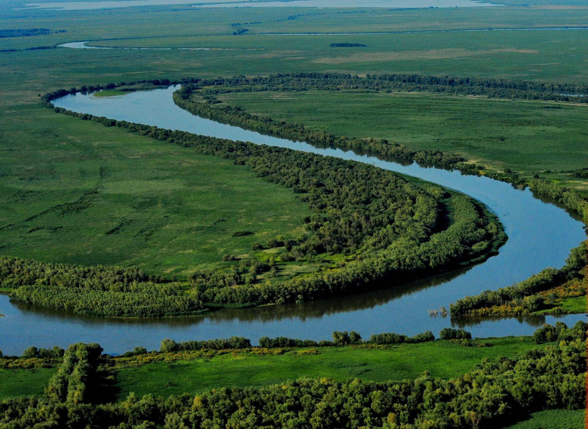 Marea Neagră înaintează pe Dunăre. Apa sărată poate ajunge la 25 km în interiorul Deltei
