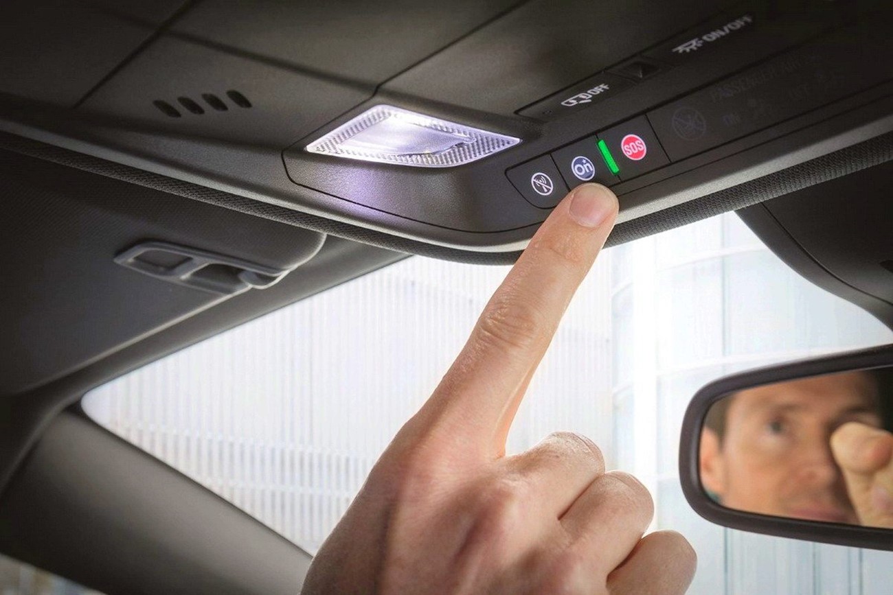 Sistemul eCall, care va apela automat 112 în caz de accident rutier, va fi reglementat prin lege