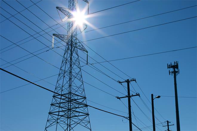 Volumele necesare de electricitate pentru ziua de marți, rezervate integral de Energocom