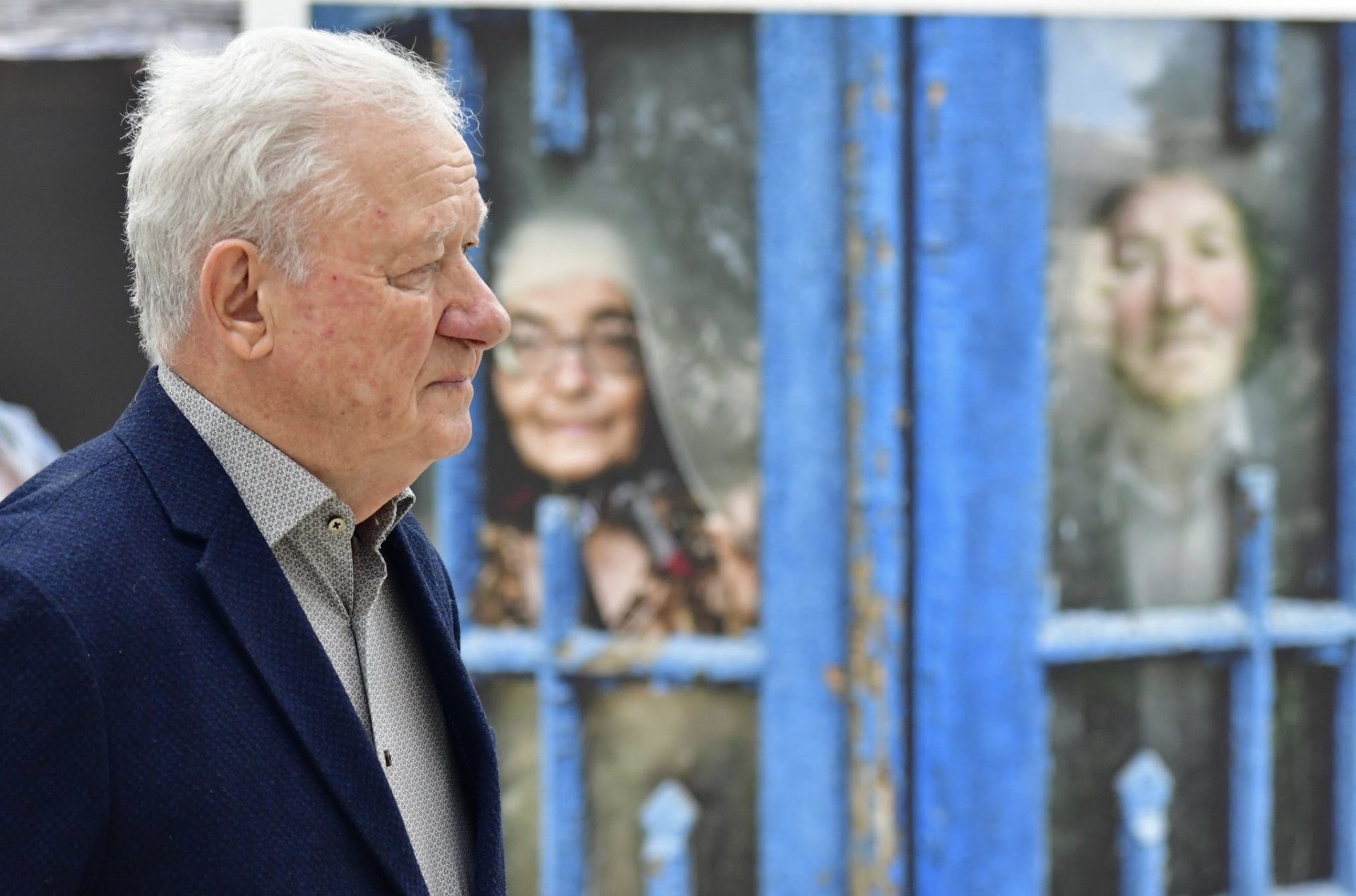 Peste 170 de fotografii semnate de Mihai Potârniche, expuse la Iași