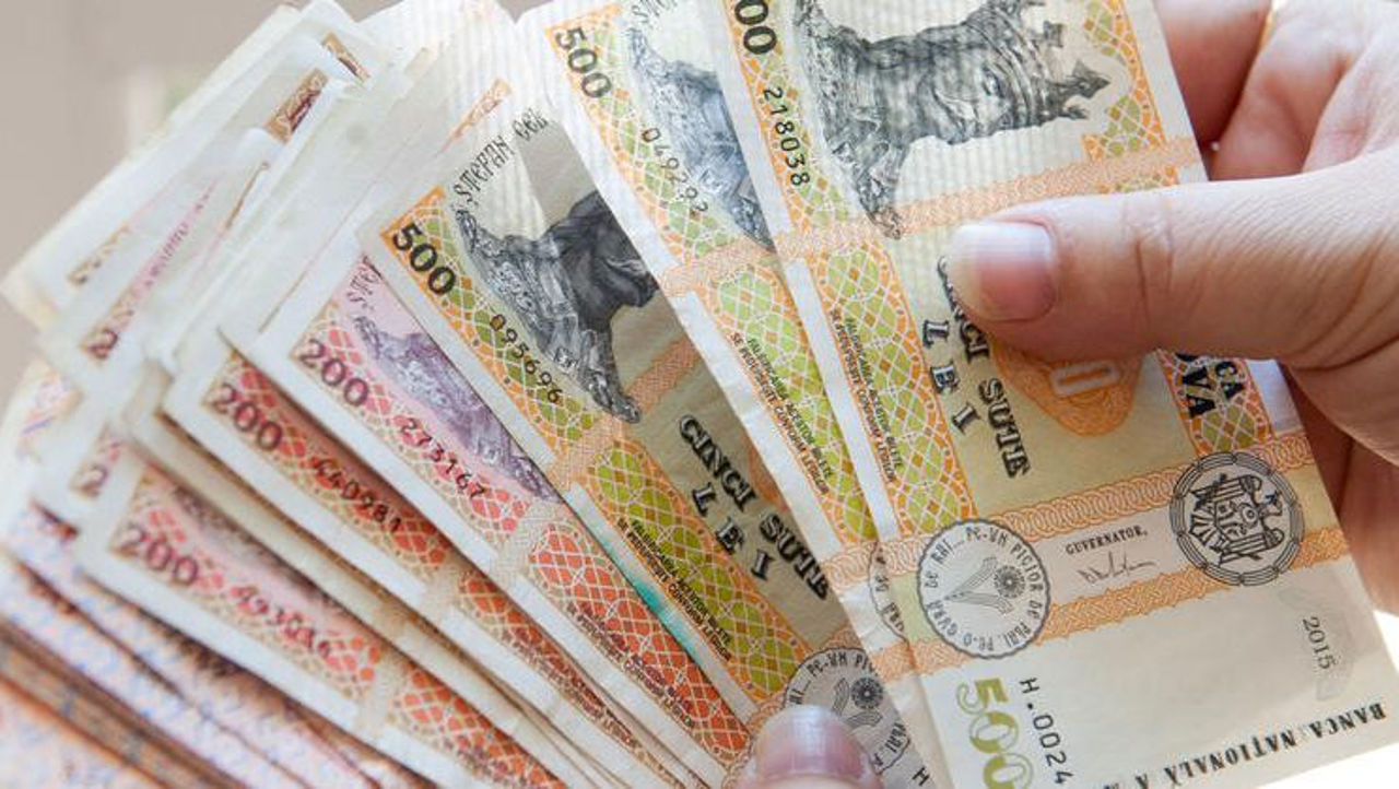 Câștigul salarial mediu lunar a crescut în trimestrul I 2026: domeniile în care sunt oferite cele mai mari salarii