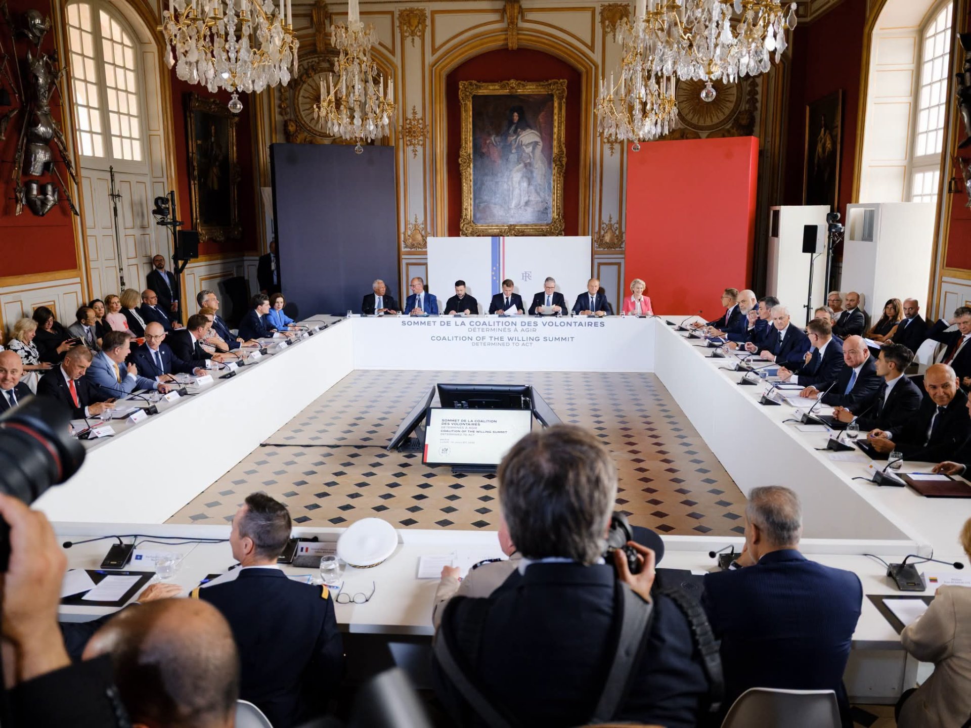 FOTO // Președinta Maia Sandu, de la Paris: ,,Securitatea cetățenilor și a țării este preocuparea noastră cea mai importantă"
