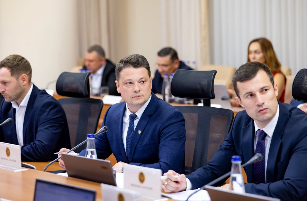 Alexandru Gașnaș: „În următoarele trei luni vor fi organizate concursuri pentru managerii spitalelor strategice”