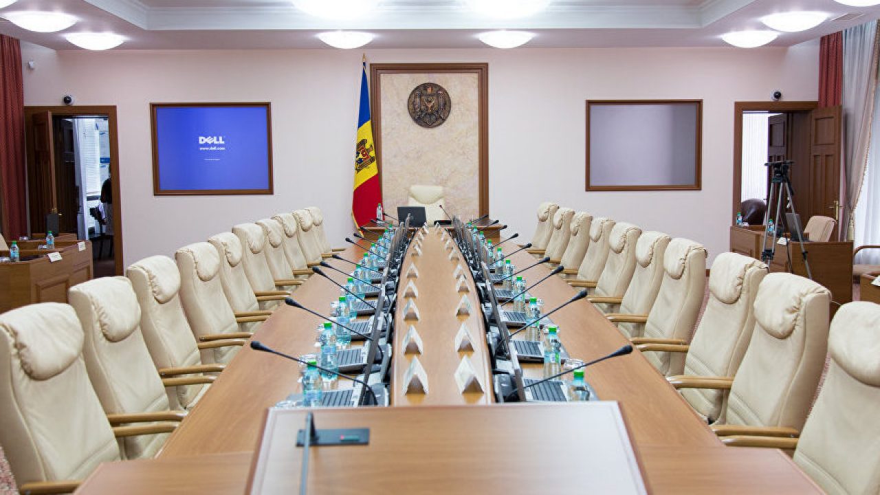 Săptămână decisivă pentru noul Guvern: Premierul desemnat Vasile Tofan ar putea anunța vineri componența Cabinetului de miniștri