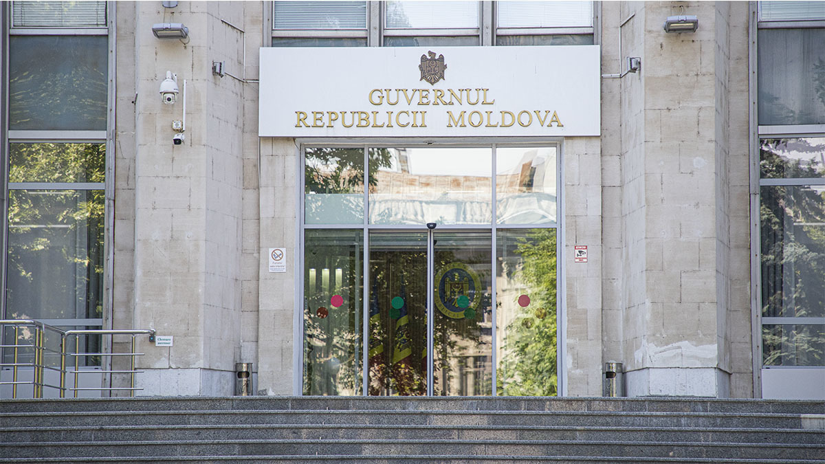 Guvernul discută cu fermierii soluțiile pentru problemele din sectorul cerealier