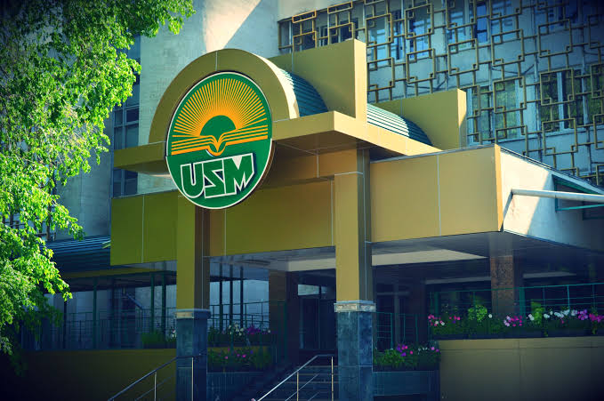 FOTO // Universitatea de Stat din Moldova a fost premiată la Salonul Internațional de Invenții INVENTICA 2026 de la Iași