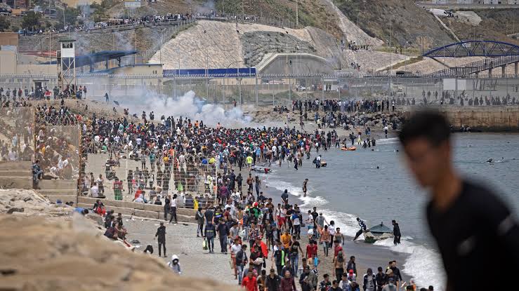 Criza migranților din Ceuta: mai multe țări europene cer excluderea Spaniei din spațiul Schengen