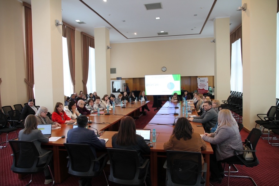 Soluții și mecanisme pentru prevenirea abandonului și absenteismului școlar, discutate la nivel național