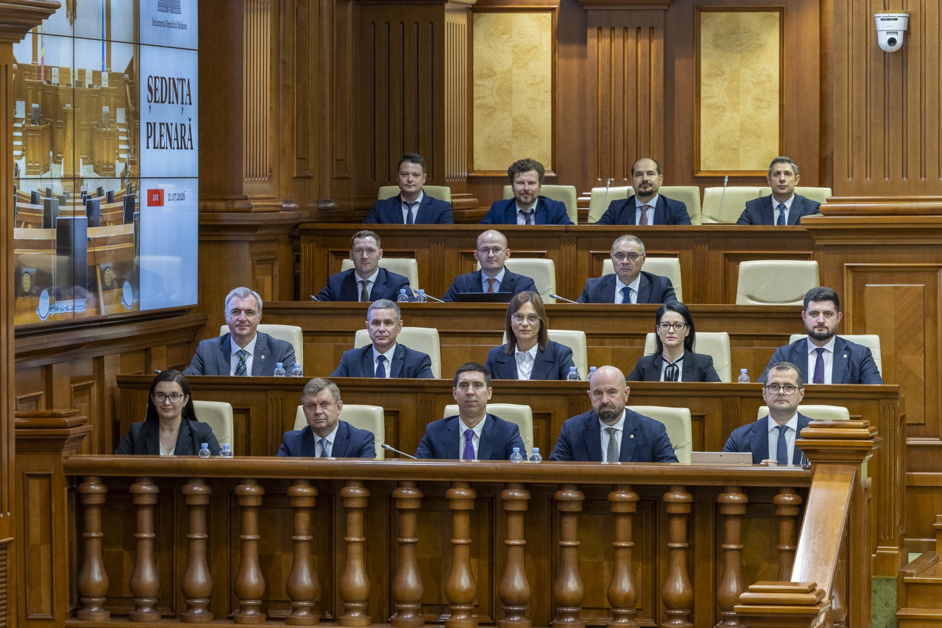 Guvernul condus de  Vasile Tofan va depune miercuri jurământul de învestire