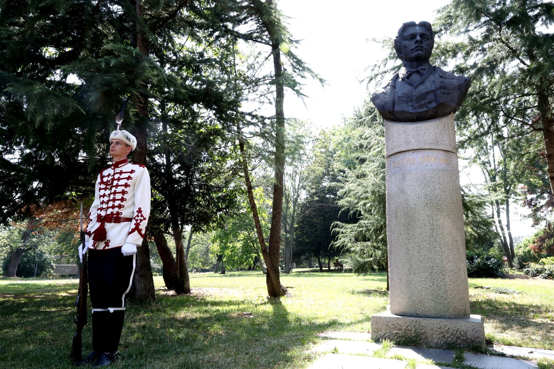 BTA: Onoruri militare la Sofia, cu prilejul împlinirii a 189 de ani de la nașterea lui Vasil Levski