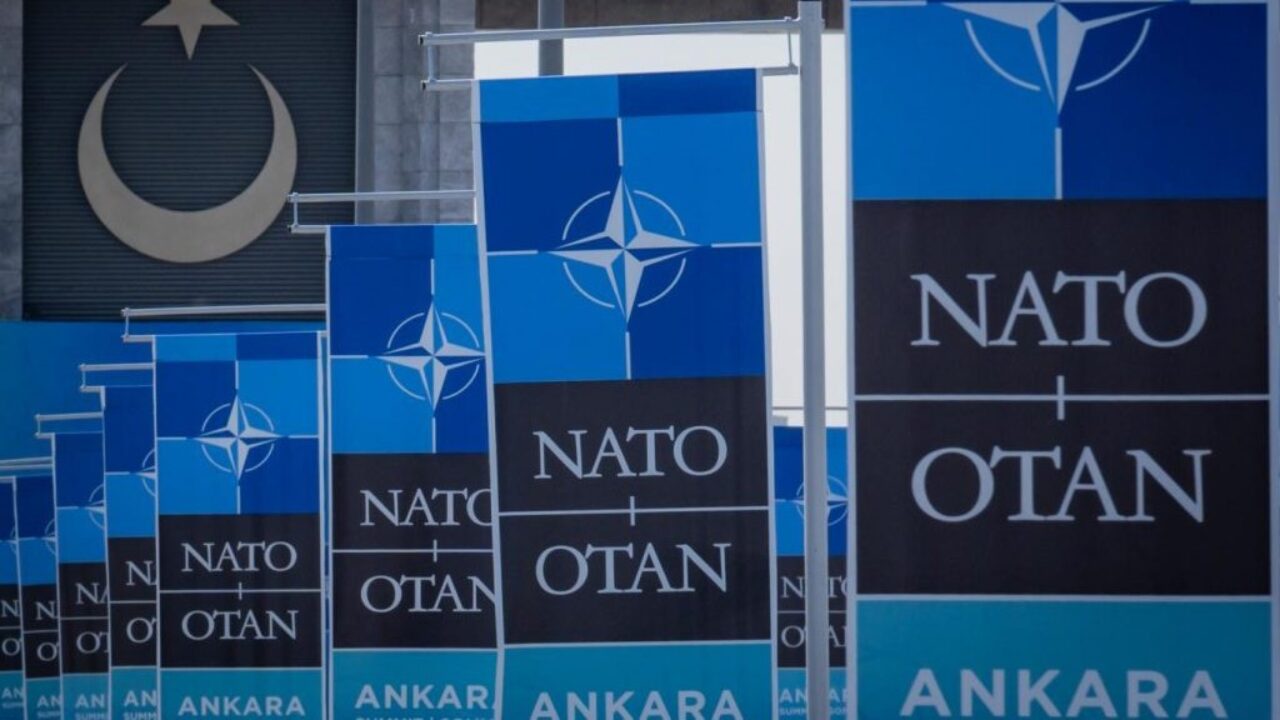 Statele NATO îşi reafirmă, în Declaraţia de la Ankara, angajamentul „de nezdruncinat” faţă de Articolul 5