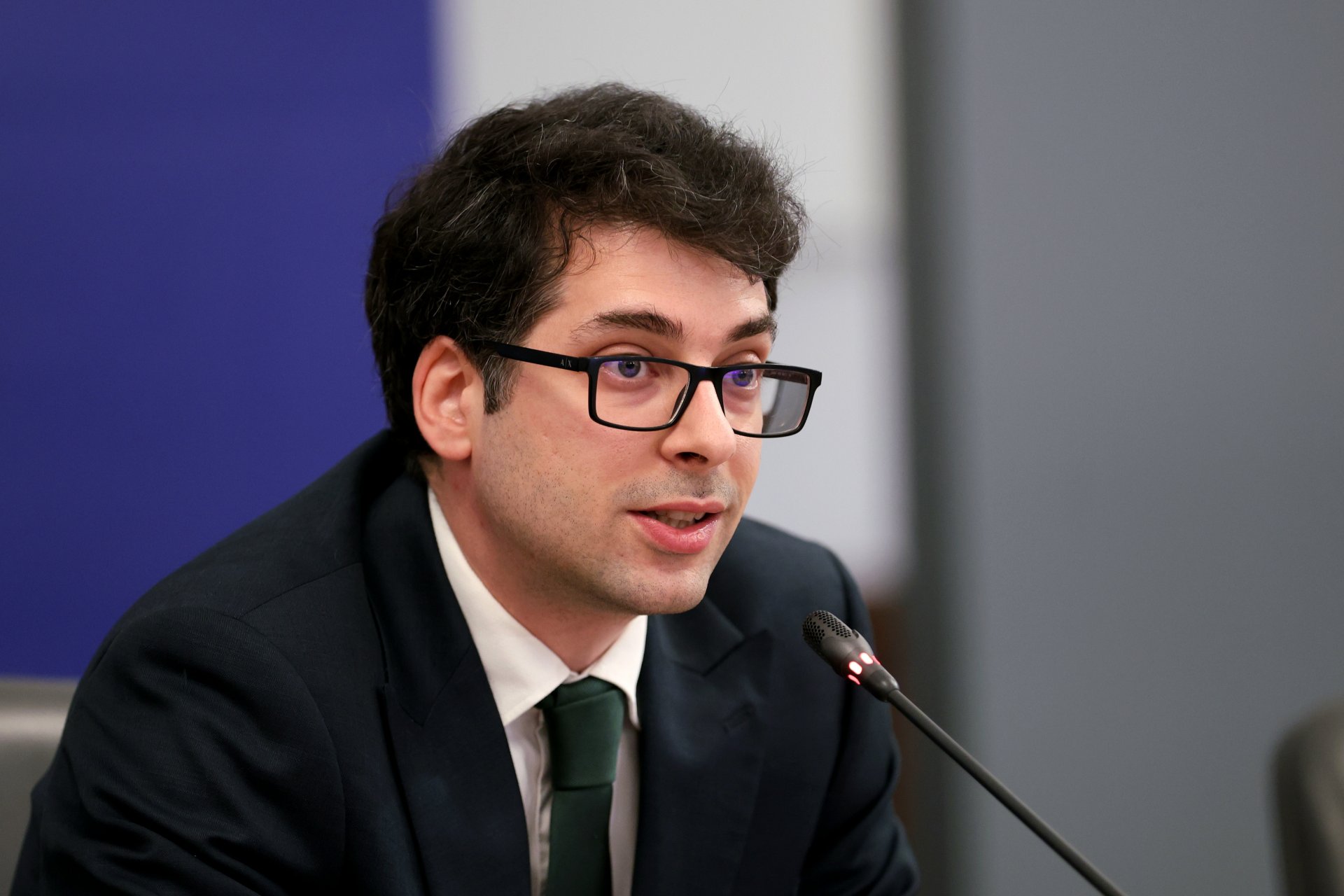 BTA // Vicepremierul Pekanov: Bulgaria are în față o provocare dificilă pentru a reduce deficitul la 3% fără a afecta stabilitatea economică