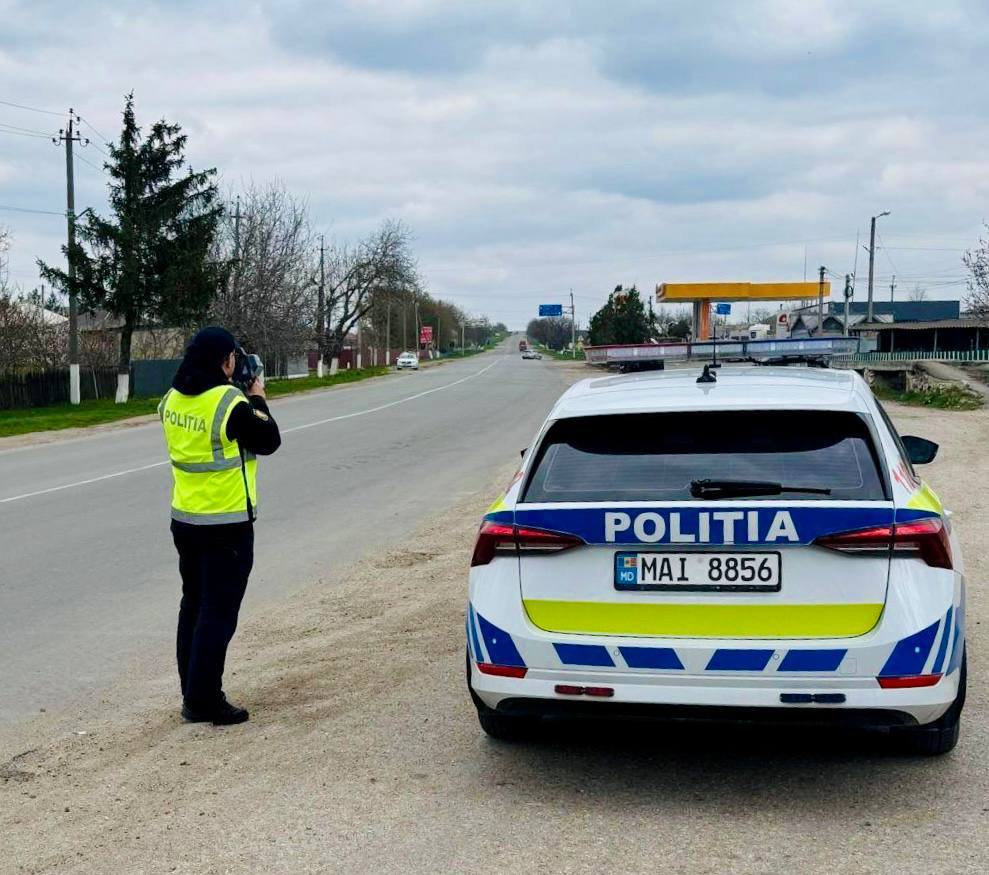 Flux sporit de mijloace de transport pe traseele din țară: poliția vine cu atenționări după ce a depistat mai multe nereguli în trafic