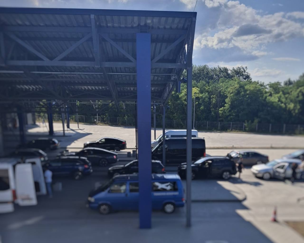 Atenție, călători: trafic intens în postul vamal Sculeni