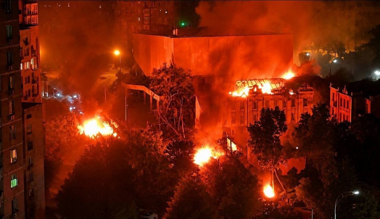 Atac masiv cu rachete balistice asupra Kievului: un mort și 13 răniți în urma bombardamentului rusesc