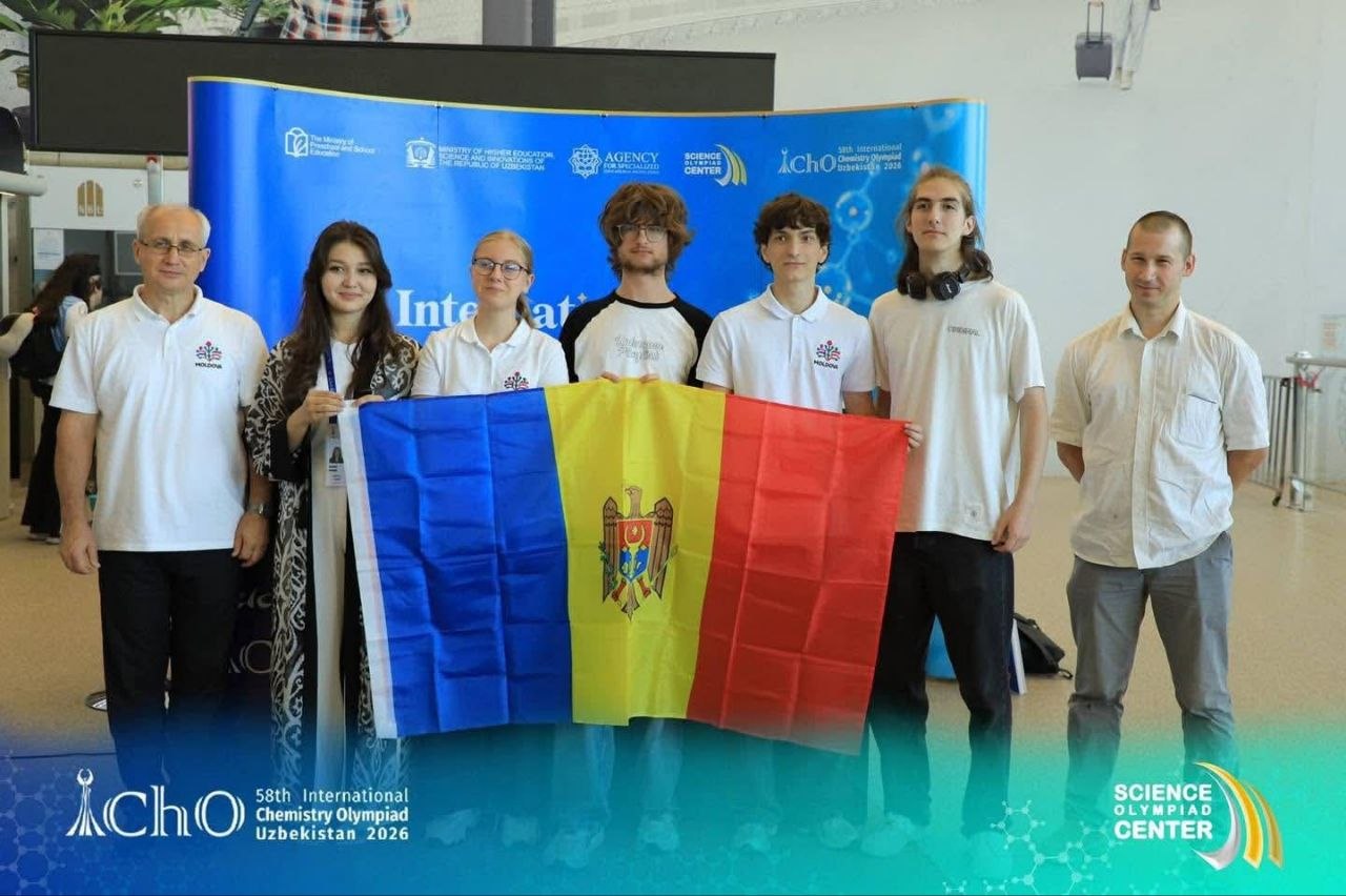 Elevi din Republica Moldova au cucerit patru medalii la Olimpiada Internațională de Chimie