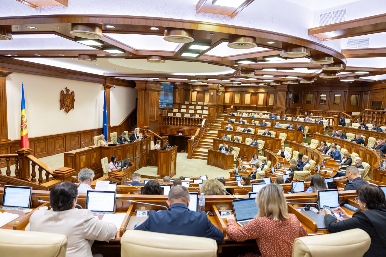 Mii de elevi vor beneficia de condiții mai bune în școli: 20 de instituții vor fi modernizate cu o investiție de peste 50 de milioane de euro