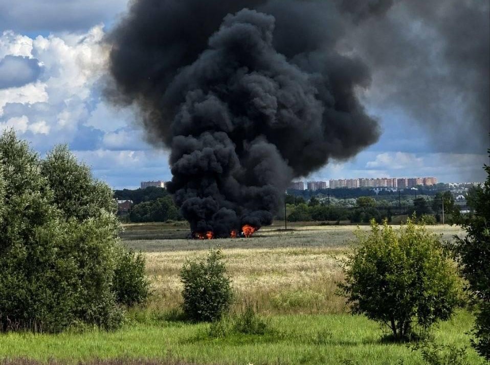 Un avion de vânătoare Su-57 de ultima generație s-a prăbușit în regiunea Moscovei
