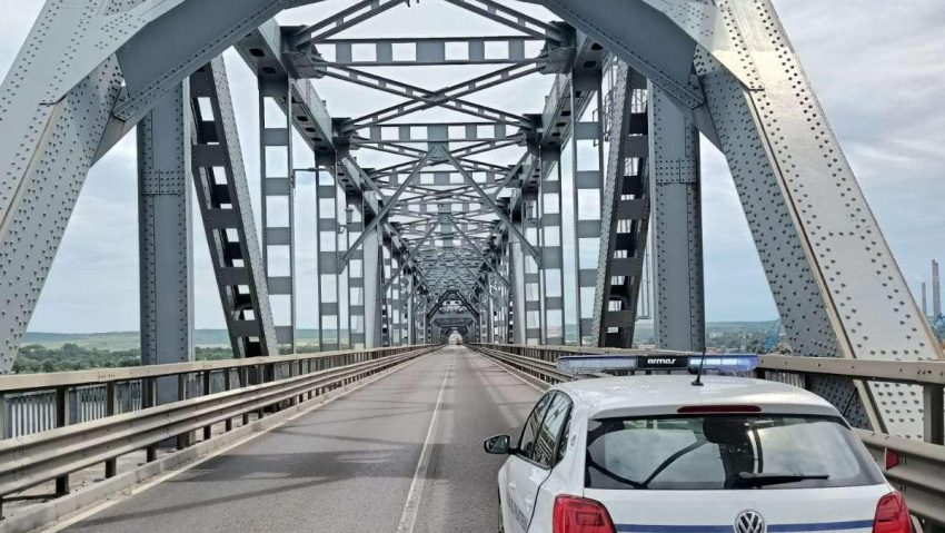 În atenția transportatorilor și călătorilor: circulația pe Podul Prieteniei Giurgiu–Ruse va fi restricționată temporar în perioada 4-5 iunie