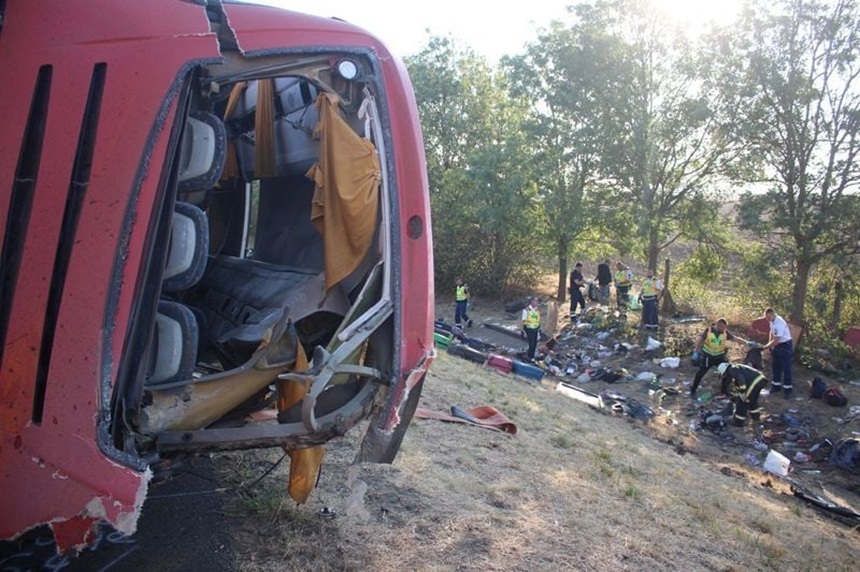 Grav accident cu implicarea unui autocar polonez în Ungaria: 12 pasageri au decedat și cel puțin zece au fost răniți