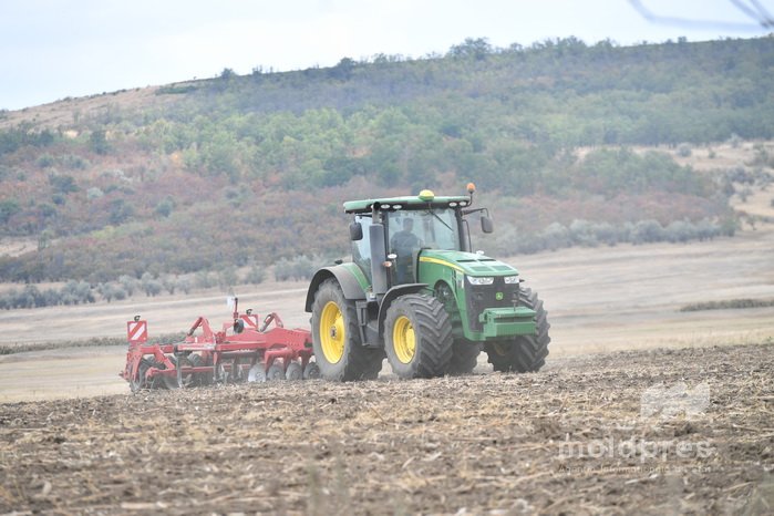 Subvenții în valoare de 178 de milioane de lei pentru agricultori, autorizate de AIPA în luna mai