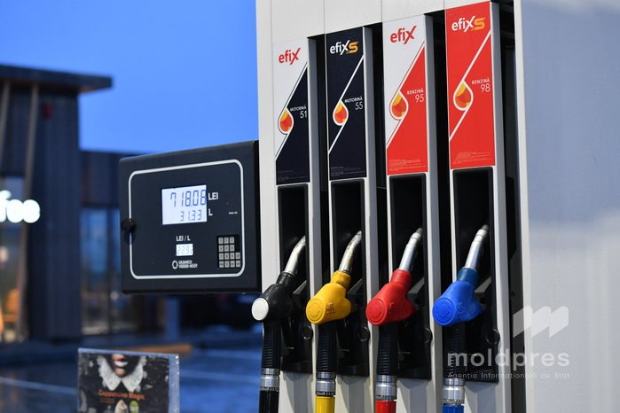 Carburanții continuă să se ieftinească. Noile prețuri stabilite de ANRE pentru benzină și motorină