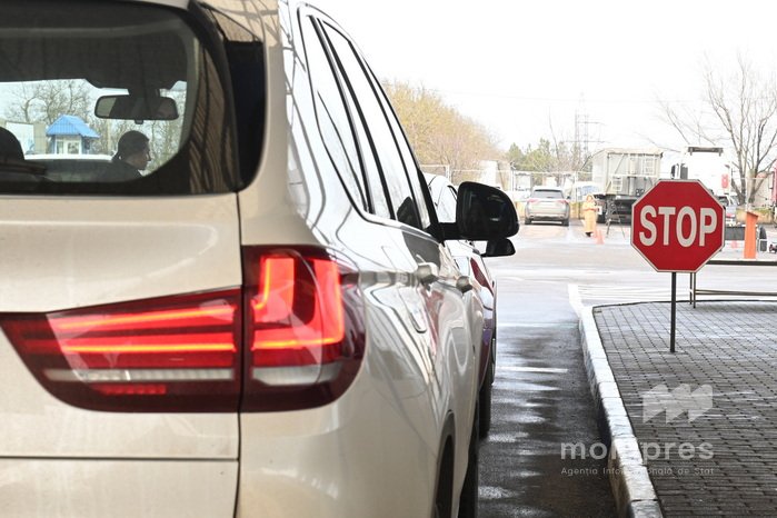 Atenție, călători! Activitatea posturilor Criva–Mamalîga și Ocnița–Sokireanî a fost temporar sistată