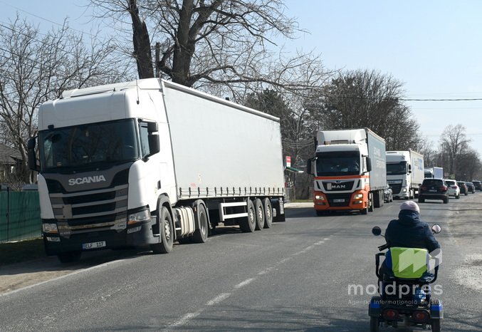 Temperaturi caniculare în R. Moldova. AND impune restricții de circulație pentru mijloacele de transport de mare tonaj