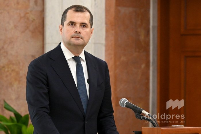 Premierul Vasile Tofan îndeamnă cetățenii să utilizeze rațional energia: „Ca să nu plătim costuri mai mari, trebuie să economisim”