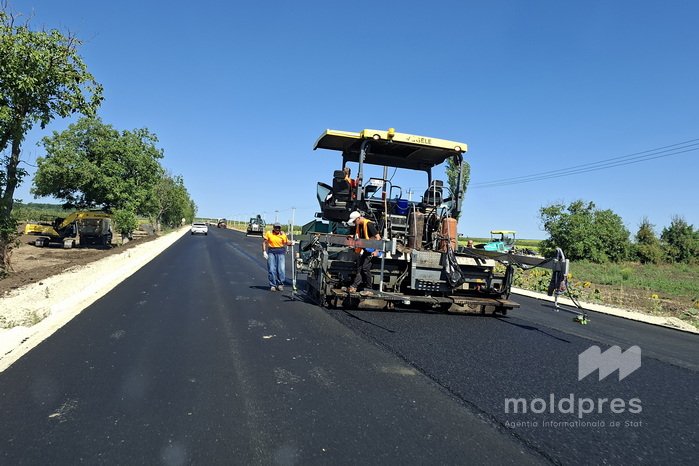 Zece kilometri de pe drumul național R3 din raionul Cimișlia vor fi reabilitați