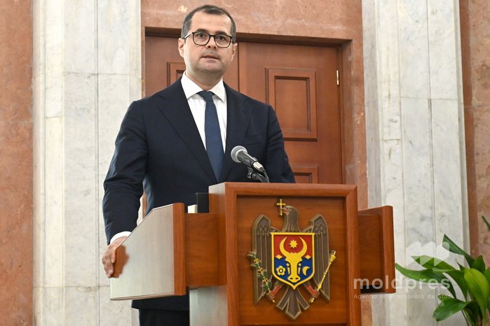 Premierul Vasile Tofan: „Critica ține orice guvern mai disciplinat. Avem nevoie de eforturi sincere pentru a uni societatea”