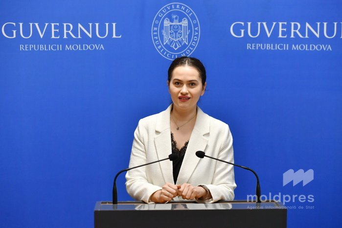 Purtătoarea de cuvânt a Guvernului, despre modificările care vizează pensiile pentru militari: „Scopul reformei este să asigure un sistem de pensii echitabil și sustenabil”