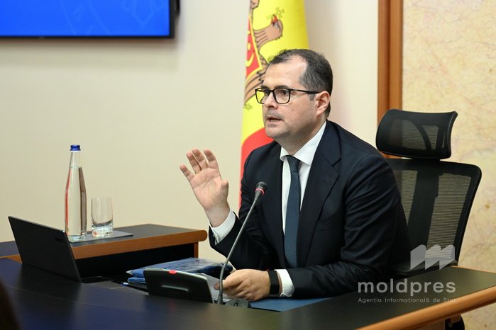 VIDEO // Prim-ministrul Vasile Tofan discută zilnic cu reprezentanții mediului de afaceri: „Vrem să facem lucrurile mai simple și mai rapide, pentru ca antreprenorii să dezvolte afaceri și să creeze locuri de muncă”