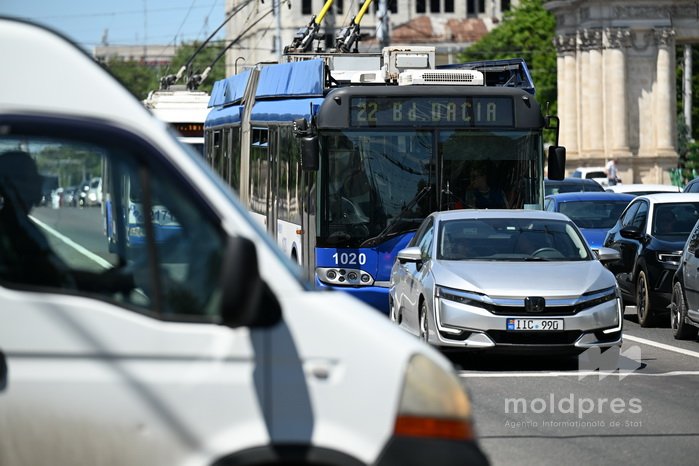 Peste 370 de accidente, înregistrate de la începutul anului în capitală. Șase persoane și-au pierdut viața
