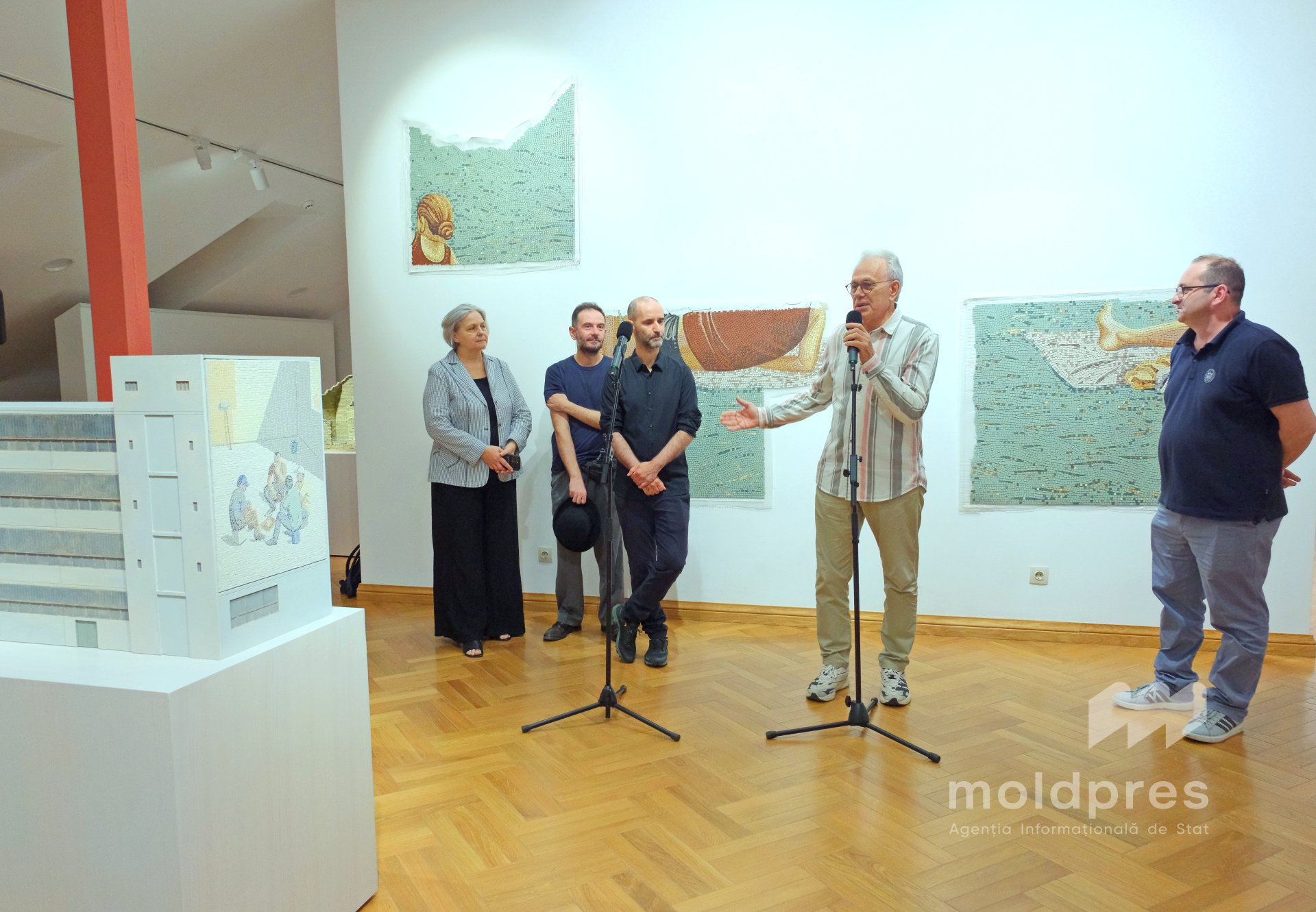 Muzeul Național de Artă găzduiește expoziția artistului Șerban Savu „Adevărata natură”