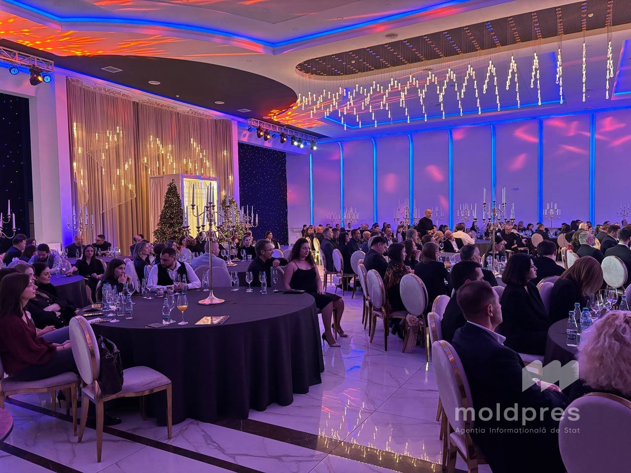 Excelența în ospitalitate, celebrată la prima ediție Moldova Hospitality Awards 7 watermark 990a848f8f3e33210195d64d3ffc574d photo 2025 12 06 11 08 42 6933f381494c5