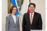 Moldovan president meets foreign minister of Japan