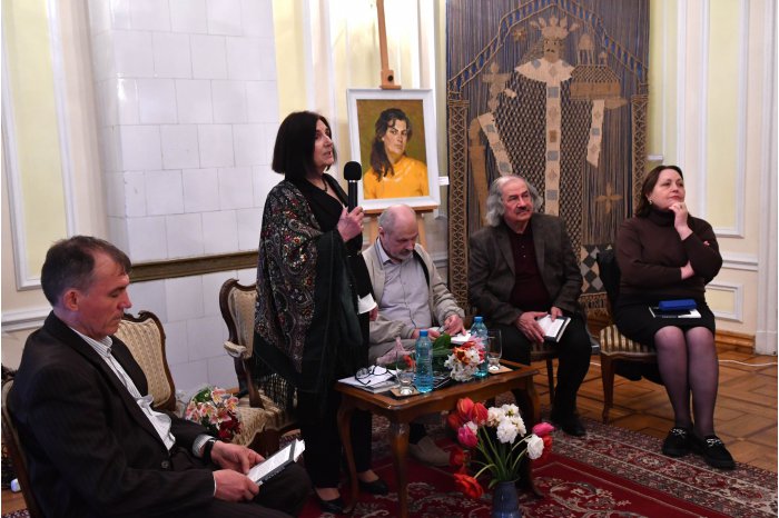 Moldovan poetess paid homage at National Museum of Romanian Literature 