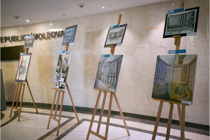 Moldovan parliament building presented at painting, graphic exhibition by students architects
