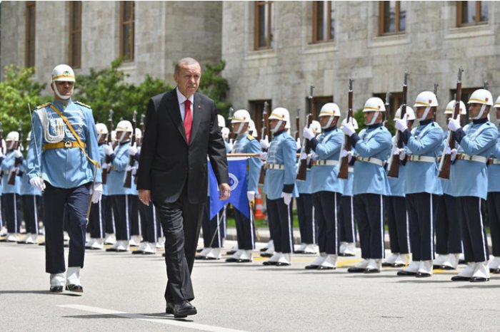Recep Tayyip Erdogan a depus jurământul pentru al treilea mandat prezidenţial
