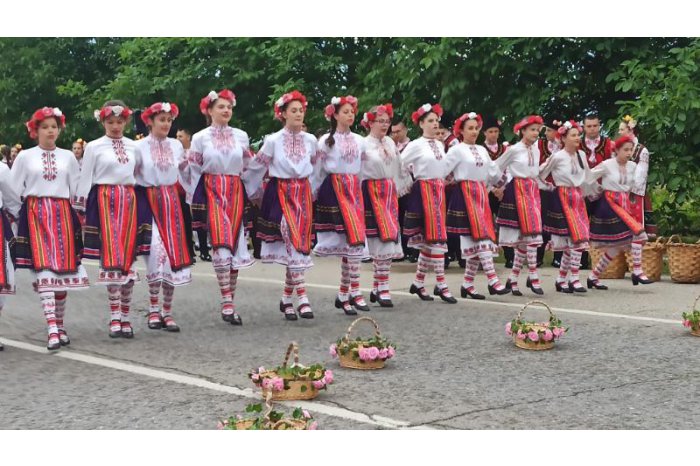 РЕПОРТАЖ МОЛДПРЕС: История Болгарии была бы неполной без роз