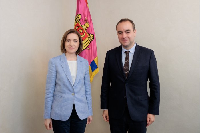 Moldovan president has meeting with Minister of Armed Forces of France