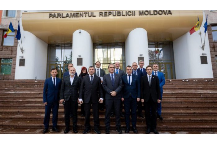 Резолюцию в поддержку европейской интеграции приняли в Кишиневе парламентарии 16 стран