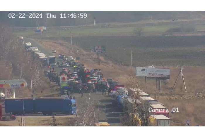 Road of access to Leuseni customs post blocked in Moldova 